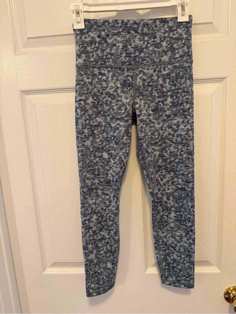 Athleta Elation Textured 7/8 Tight